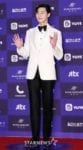 White suits Baeksang Arts Awards 2018 (7)